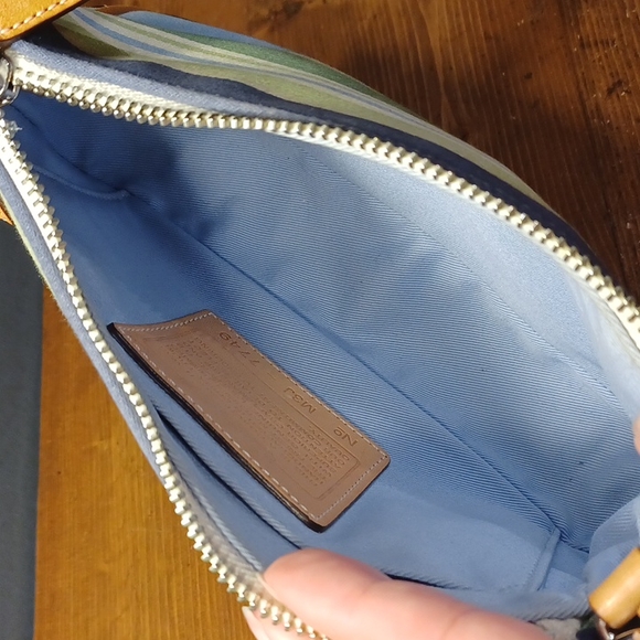 Coach wristlet mini purse - Picture 11 of 15